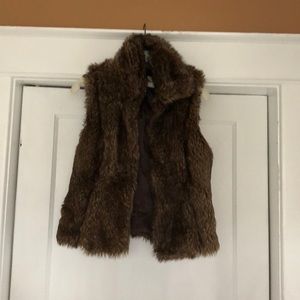 Baguda faux fur vest